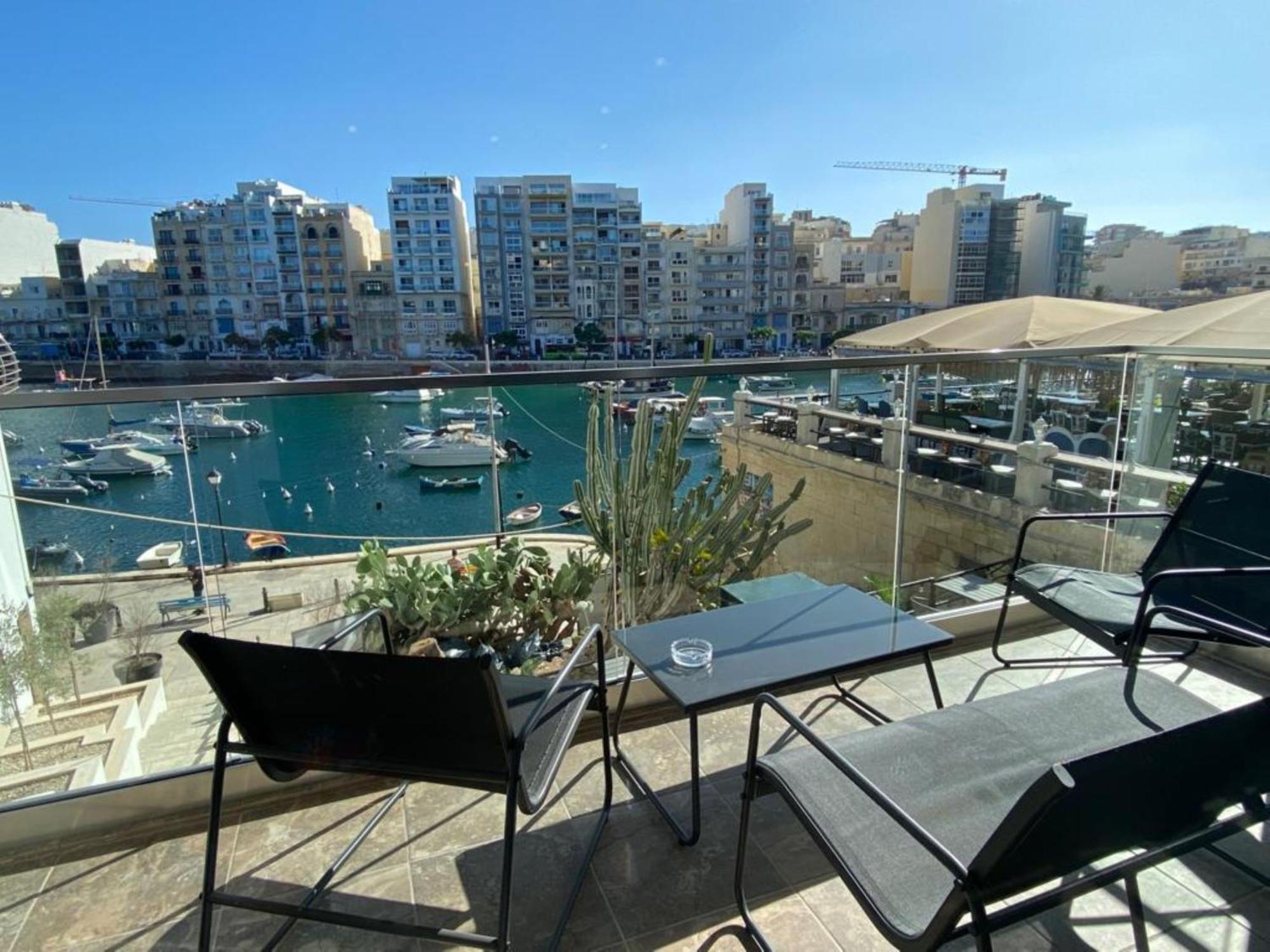 86 Spinola Bay Appartement