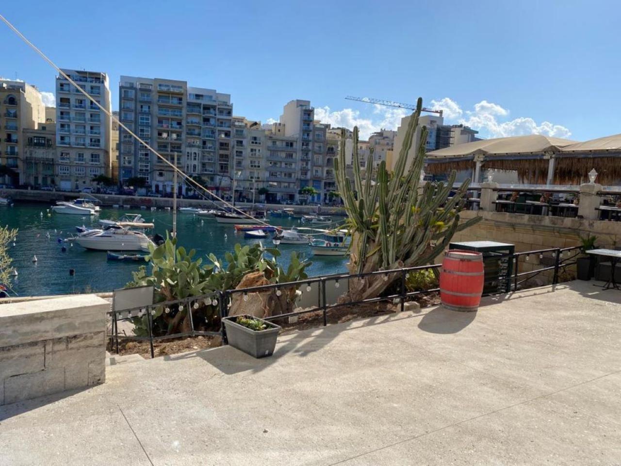 86 Spinola Bay Appartement