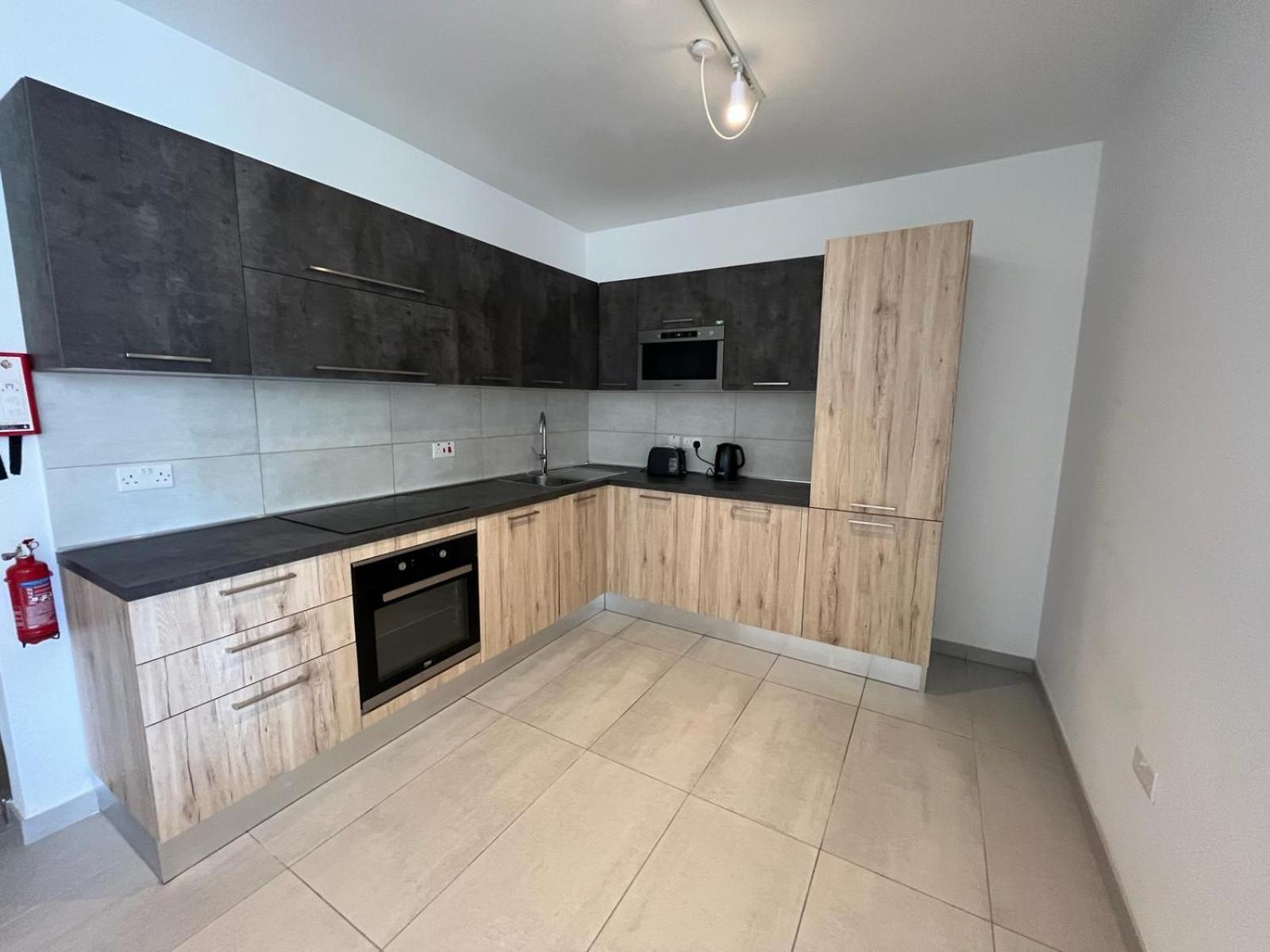 86 Spinola Bay San Ġiljan